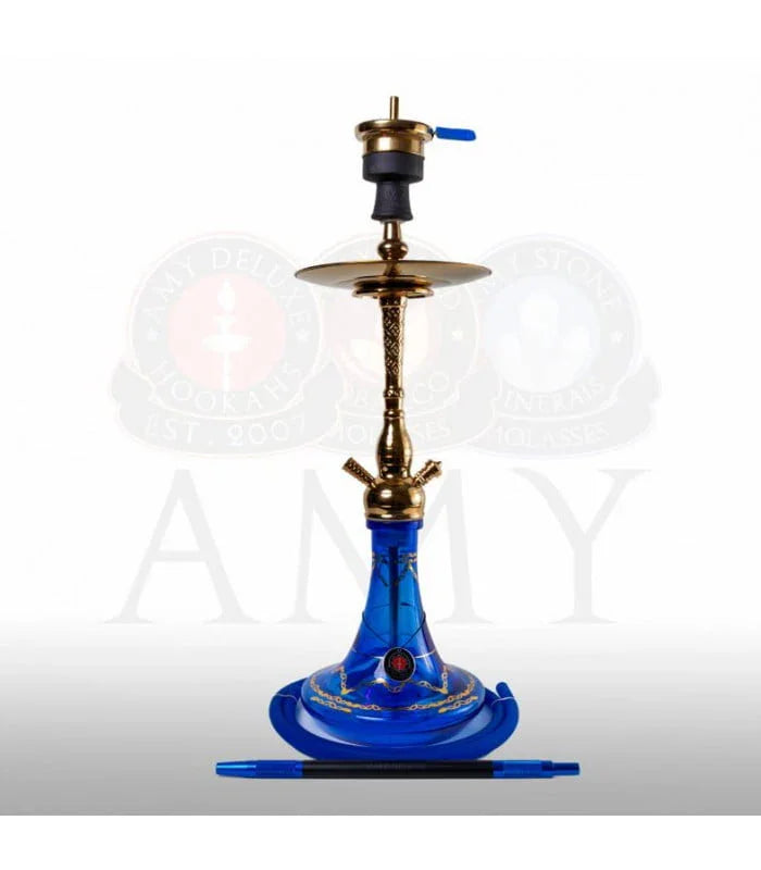 Amy Deluxe Jamilah hookah van 76 cm in blauw met handgemaakte glazen vaas