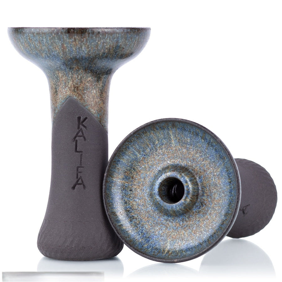 Blauwe Kalifa Phunnel Apatit hookah bowl op witte achtergrond