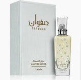 Flacon van Lattafa Safwaan Lautre Musk parfum met zachte muskus- en houtgeur