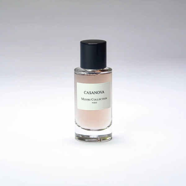 Fles Casanova eau de parfum 50 ml van Mizori Collection Paris
