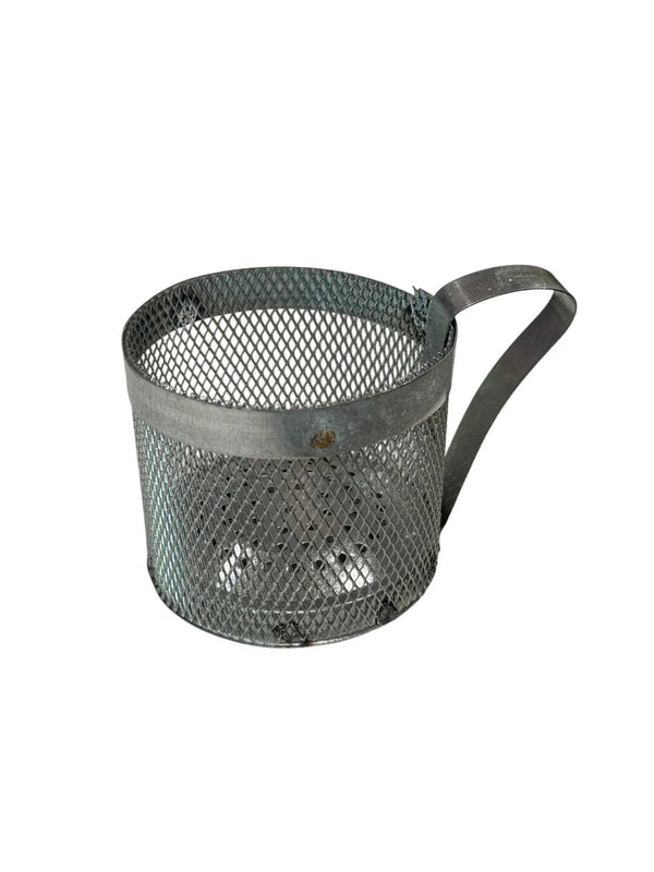 Zilverkleurige metalen cup voor het veilig oppakken van waterpijp kolen